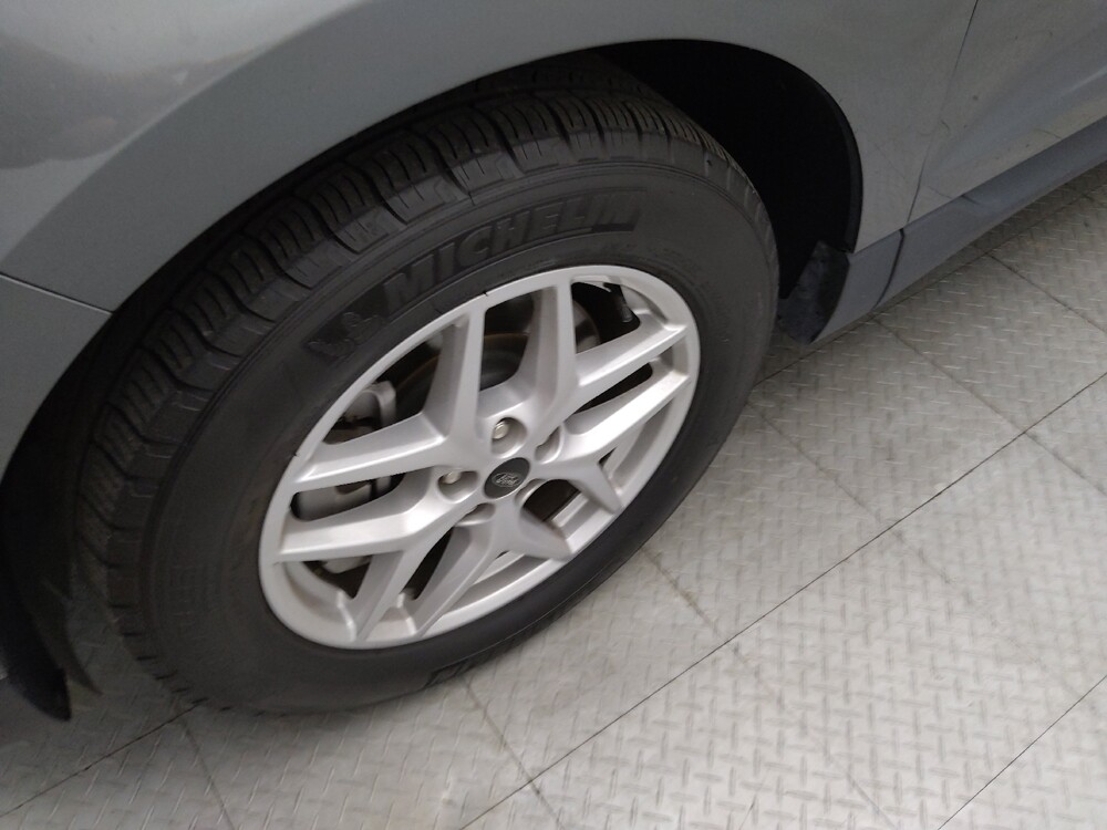 2024 Ford Edge in St. Louis, MO 63125 - 18109533 31