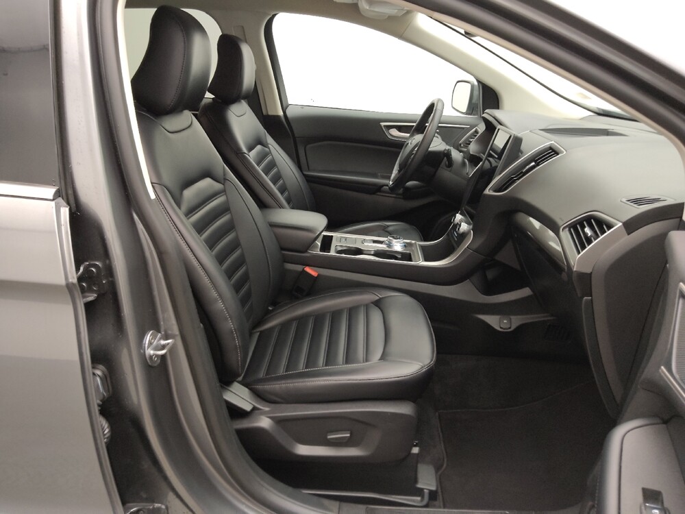 2024 Ford Edge in St. Louis, MO 63125 - 18109533 21