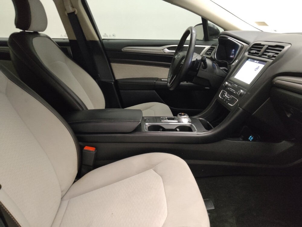 2019 Ford Fusion in Midlothian, IL 60445 - 18109544 21