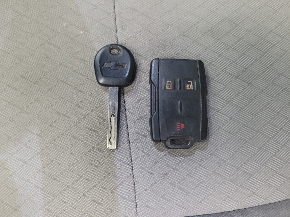 2020 Chevrolet Silverado 1500 in Taylor, MI 48180 - 18109547 32