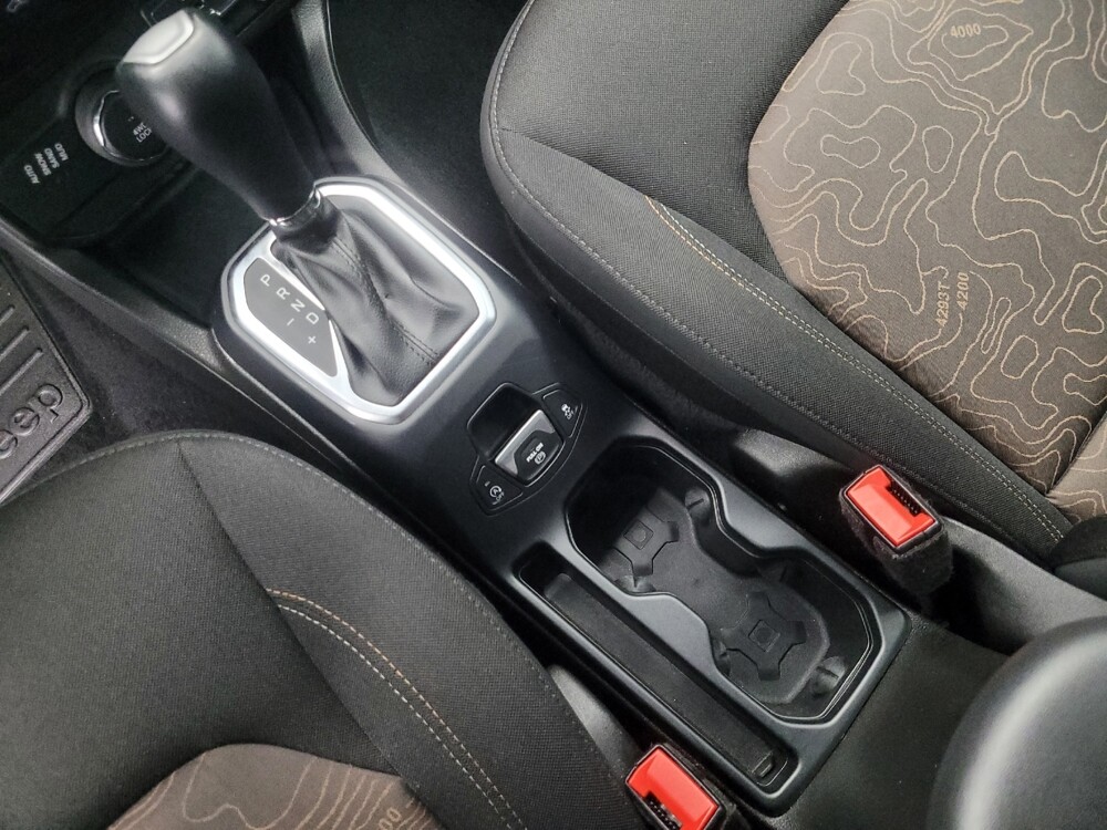 2023 Jeep Renegade in Indianapolis, IN 46222 - 18109548 26