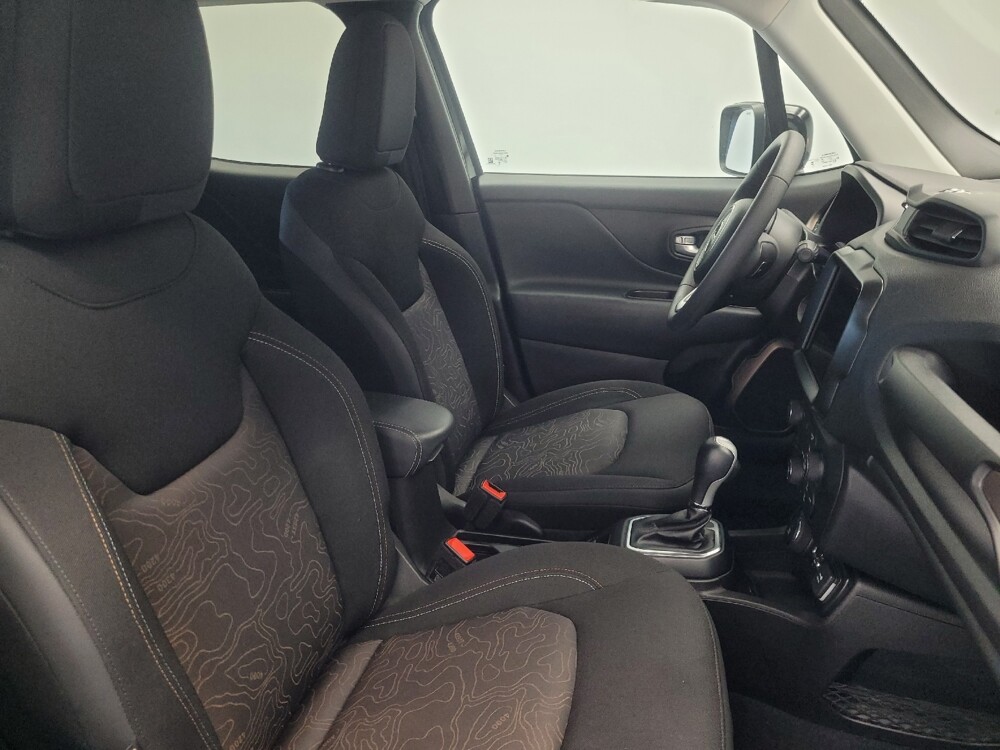 2023 Jeep Renegade in Indianapolis, IN 46222 - 18109548 21