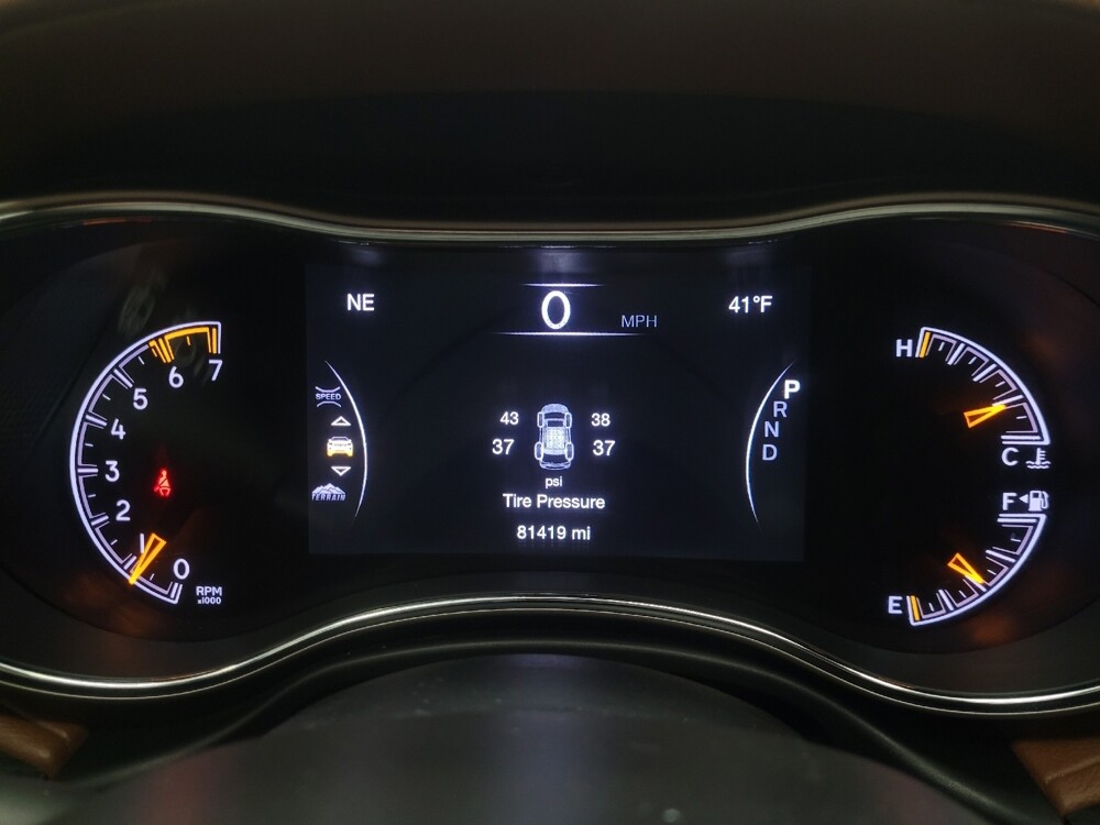 2016 Jeep Grand Cherokee in Indianapolis, IN 46222 - 18109557 23