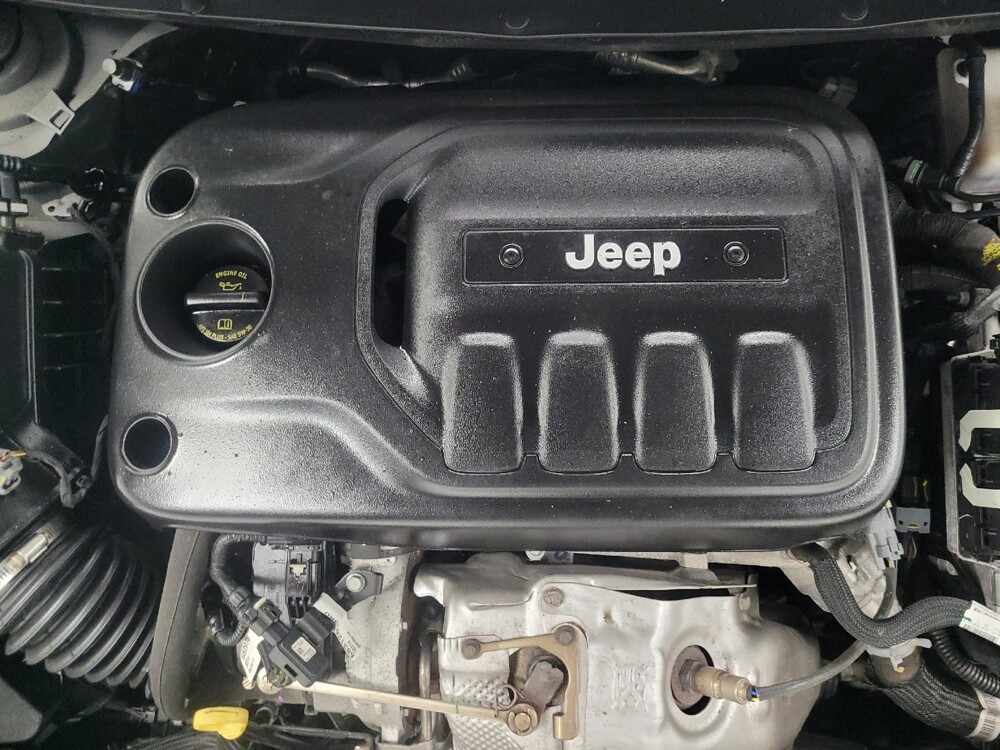2020 Jeep Cherokee in Indianapolis, IN 46222 - 18109558 30
