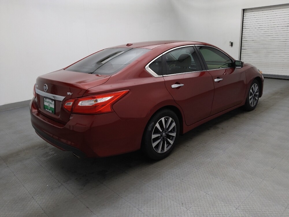 2017 Nissan Altima in Greenville, SC 29607 - 18109561 10
