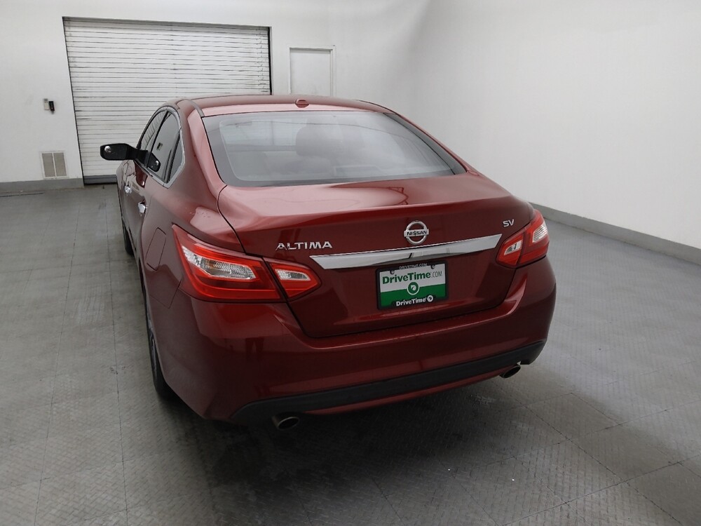 2017 Nissan Altima in Greenville, SC 29607 - 18109561 6