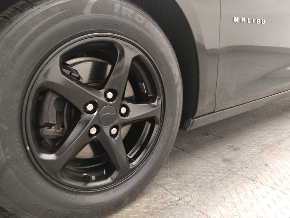 2018 Chevrolet Malibu in Kissimmee, FL 34744 - 18109563 31