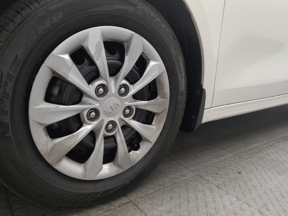 2020 Kia Forte in Kissimmee, FL 34744 - 18109564 31