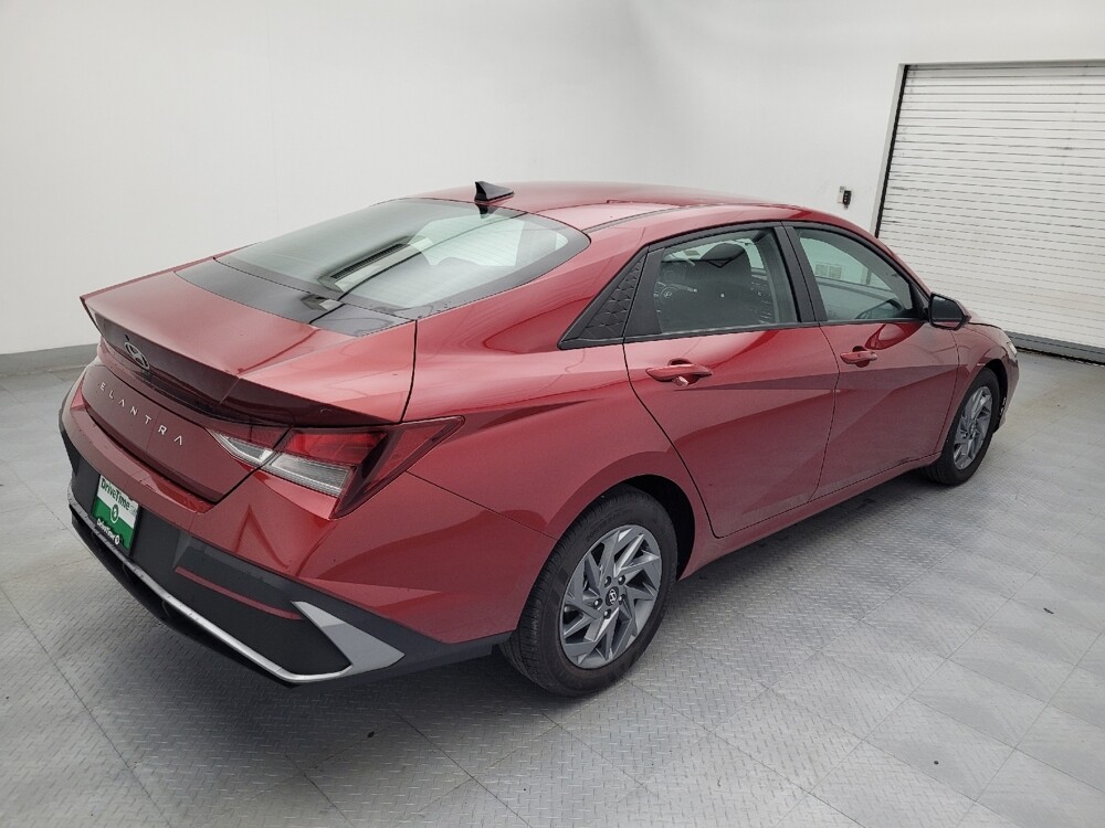 2024 Hyundai Elantra in Columbia, SC 29210 - 18109569 10