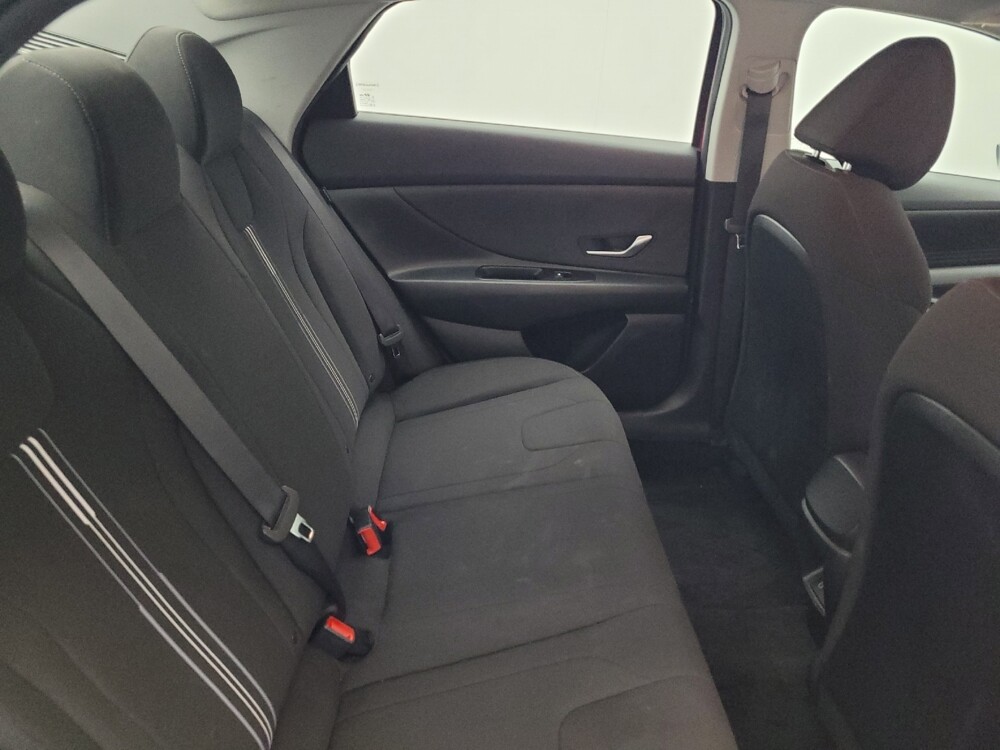 2024 Hyundai Elantra in Columbia, SC 29210 - 18109569 19