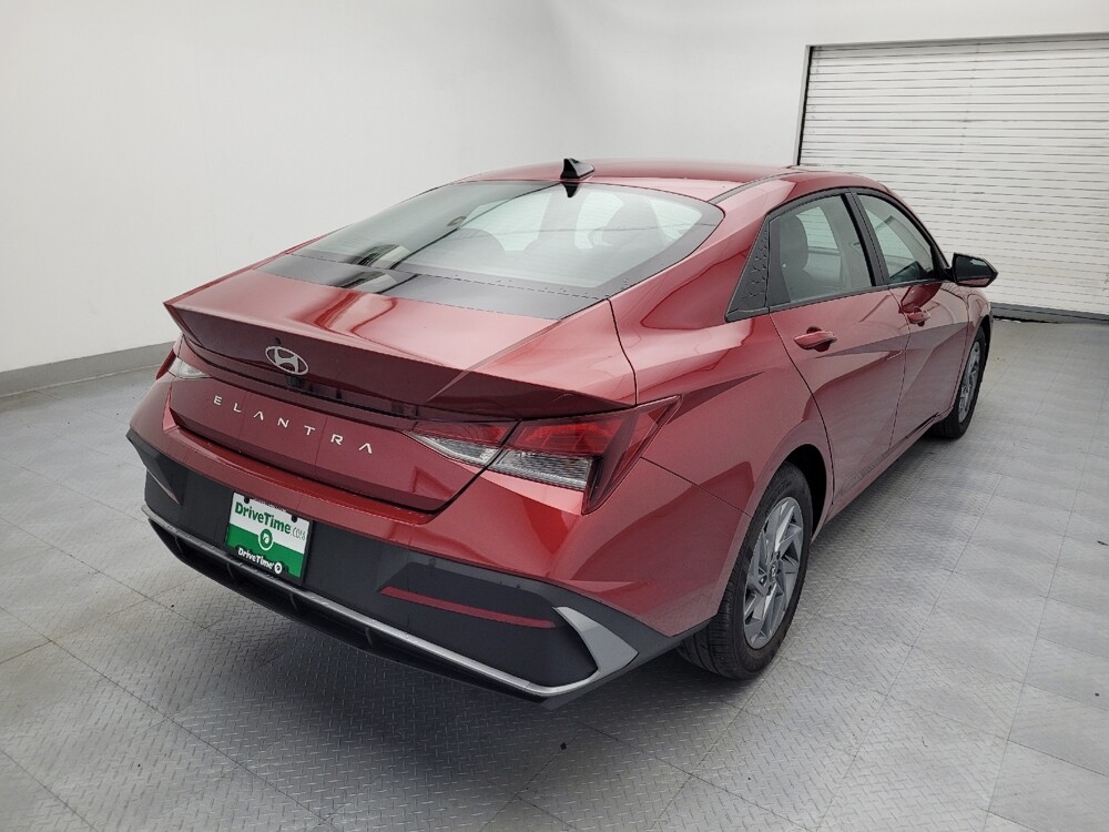 2024 Hyundai Elantra in Columbia, SC 29210 - 18109569 9