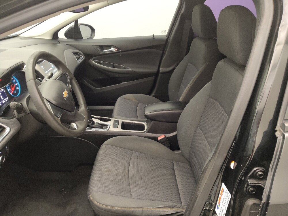 2018 Chevrolet Cruze in Houston, TX 77074 - 18109570 17