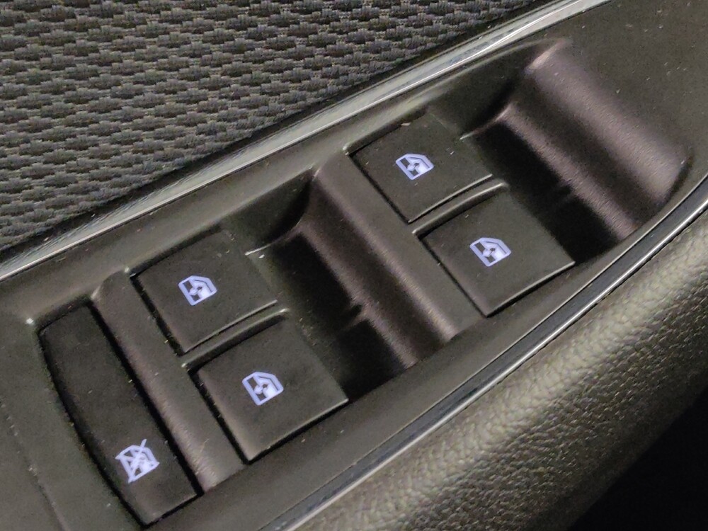 2018 Chevrolet Cruze in Houston, TX 77074 - 18109570 27