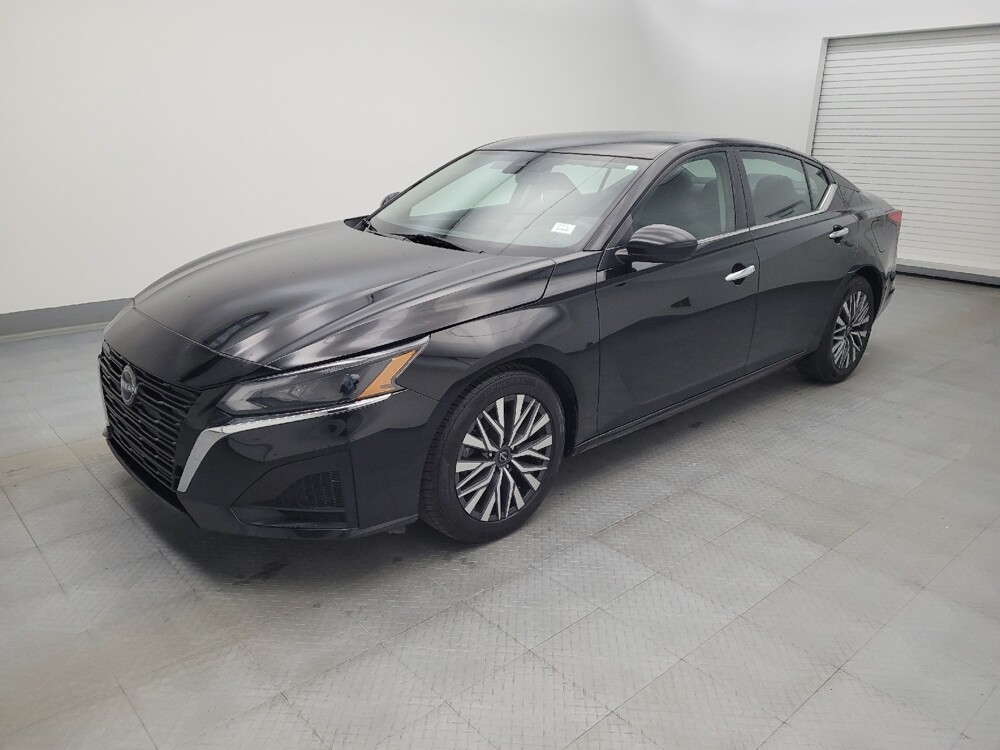 2023 Nissan Altima in Cincinnati, OH 45255 - 18109574 2
