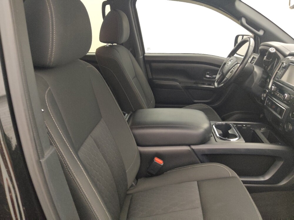 2018 Nissan Titan in Tallahassee, FL 32304 - 18109581 21
