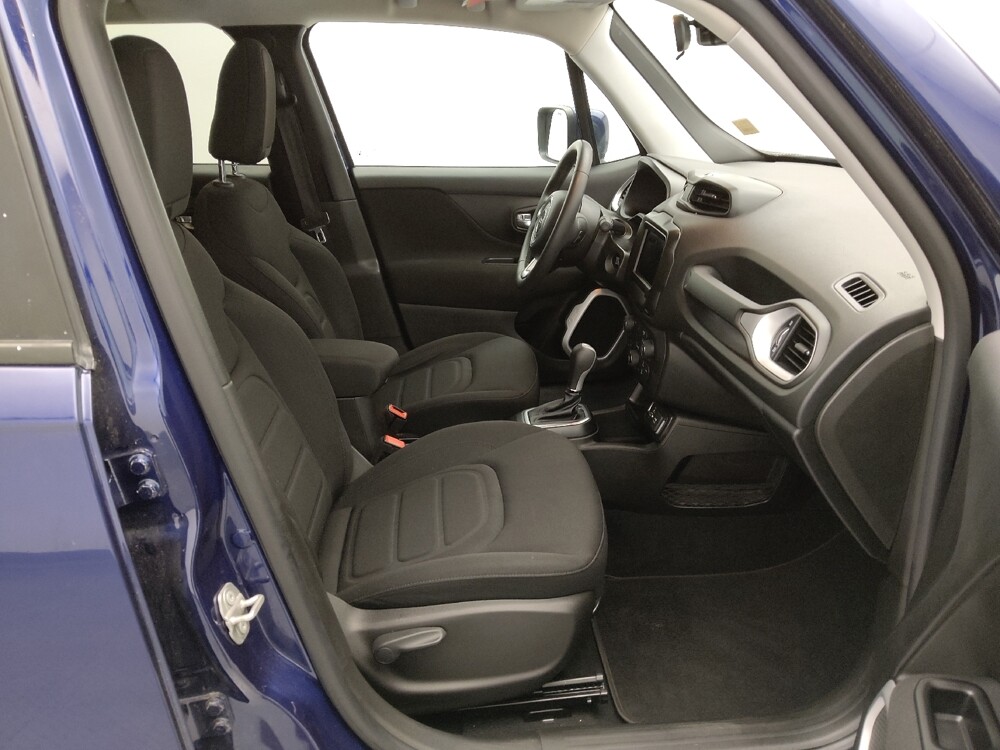 2021 Jeep Renegade in St. Louis, MO 63136 - 18109595 21