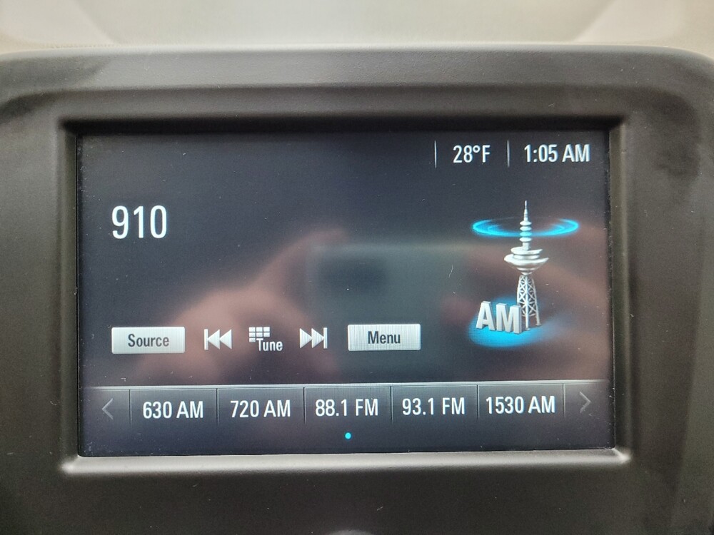 2018 Chevrolet Equinox in Plymouth Meeting, PA 19462 - 18109597 25