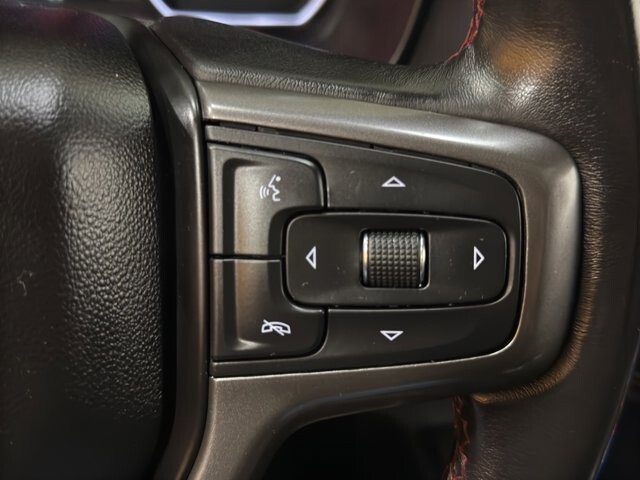 2021 Chevrolet Suburban in Burlington, WI 53105 - 18109633 28