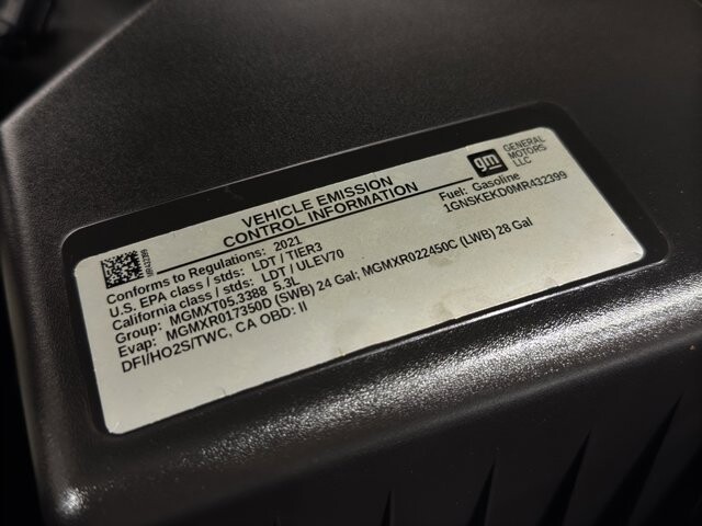 2021 Chevrolet Suburban in Burlington, WI 53105 - 18109633 37