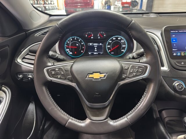 2022 Chevrolet Malibu in Burlington, WI 53105 - 18109638 19