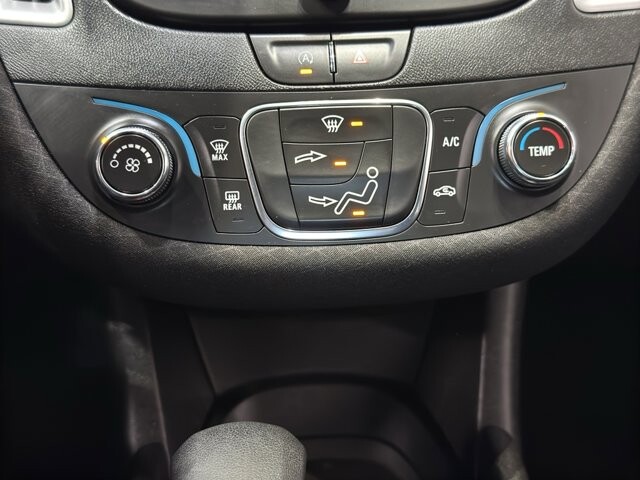 2022 Chevrolet Malibu in Burlington, WI 53105 - 18109638 27