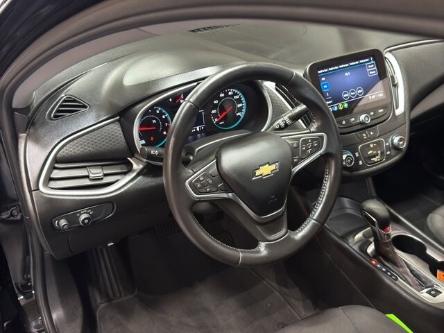 2022 Chevrolet Malibu in Burlington, WI 53105 - 18109638 15