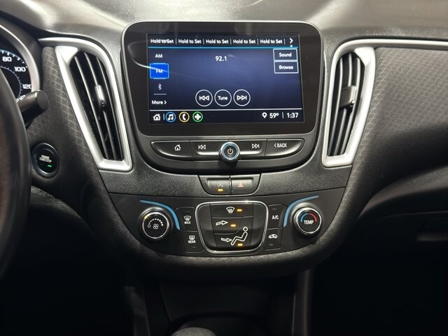 2022 Chevrolet Malibu in Burlington, WI 53105 - 18109638 25