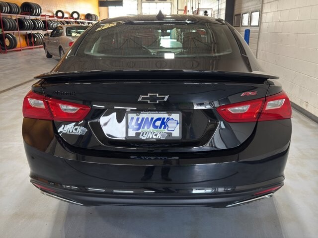 2022 Chevrolet Malibu in Burlington, WI 53105 - 18109638 4