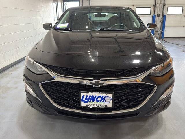2022 Chevrolet Malibu in Burlington, WI 53105 - 18109638 8