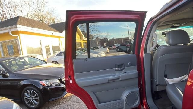 2006 Dodge Durango in Greenville, SC 29607 - 18109642 24