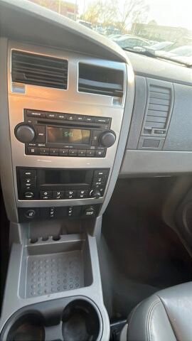 2006 Dodge Durango in Greenville, SC 29607 - 18109642 32