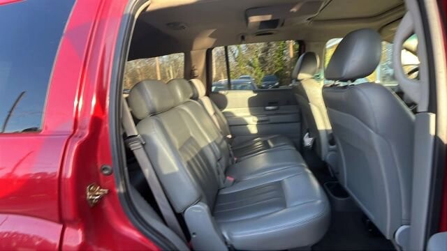 2006 Dodge Durango in Greenville, SC 29607 - 18109642 19