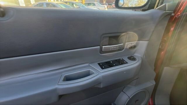 2006 Dodge Durango in Greenville, SC 29607 - 18109642 28