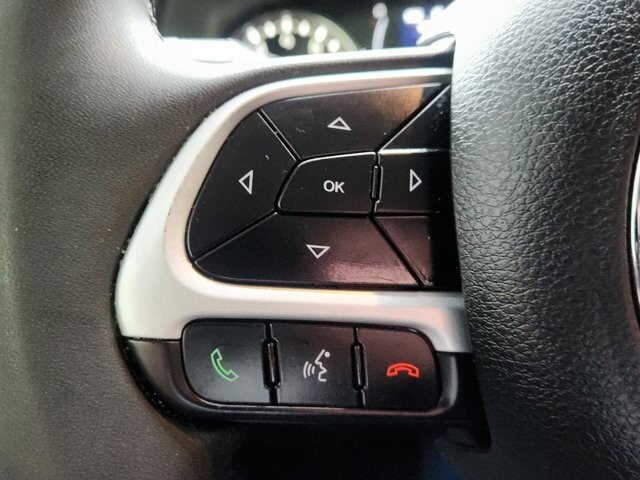 2020 Jeep Renegade in Cinnaminson, NJ 08077 - 18109645 17