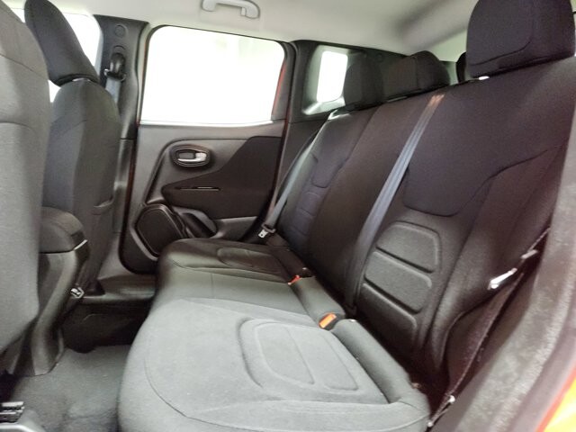 2020 Jeep Renegade in Cinnaminson, NJ 08077 - 18109645 13