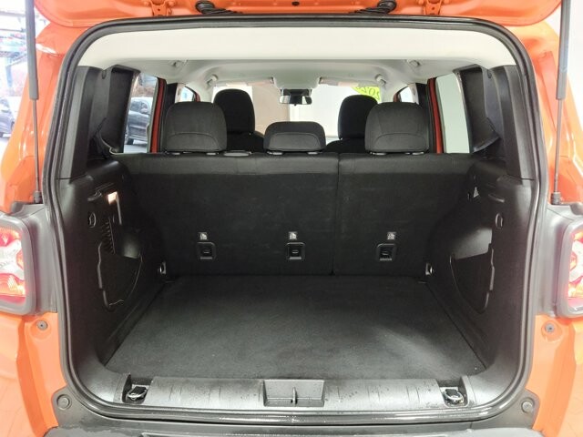 2020 Jeep Renegade in Cinnaminson, NJ 08077 - 18109645 14