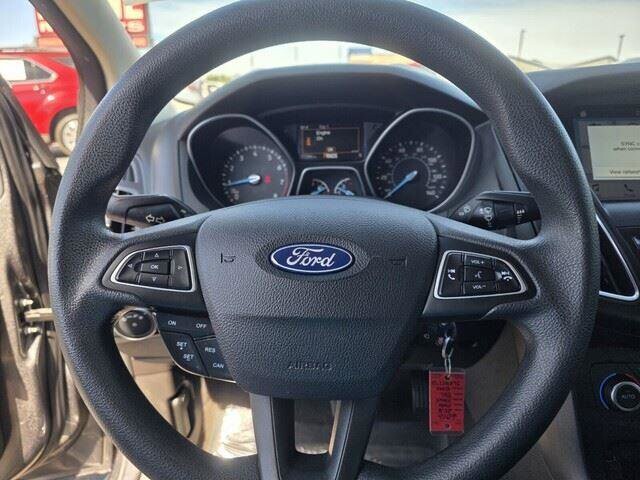 2018 Ford Focus in Mesa, AZ 85212 - 18109652 24