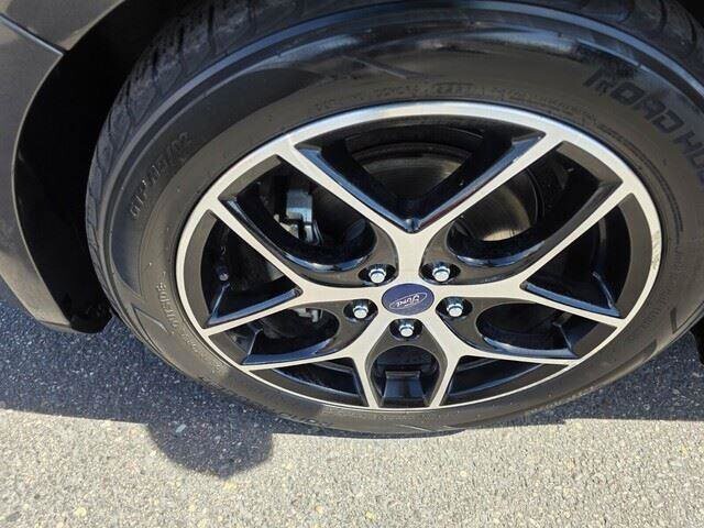 2018 Ford Focus in Mesa, AZ 85212 - 18109652 11