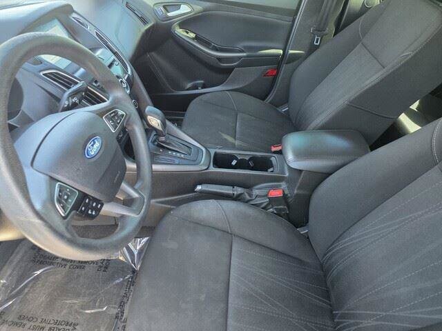 2018 Ford Focus in Mesa, AZ 85212 - 18109652 13