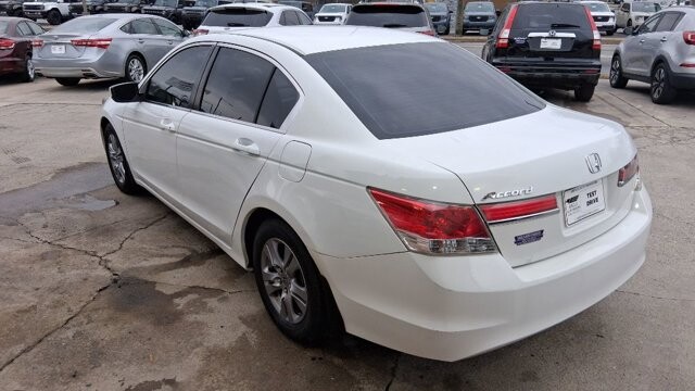 2012 Honda Accord in Cartersville, GA 30120 - 18109657 4