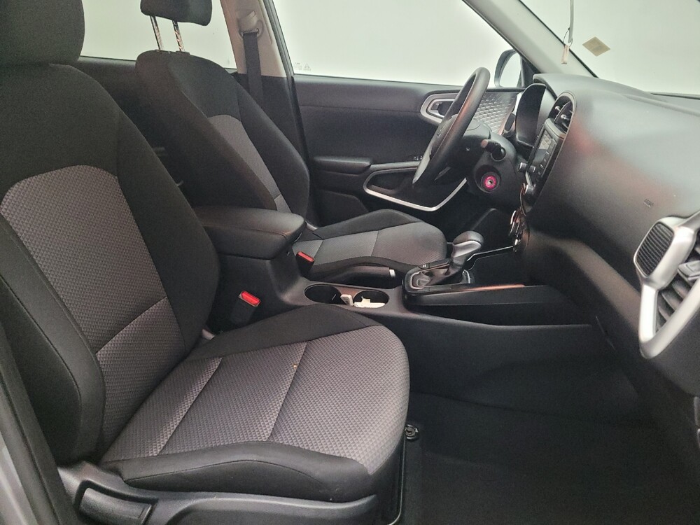 2024 Kia Soul in Montclair, CA 91763 - 18109663 21