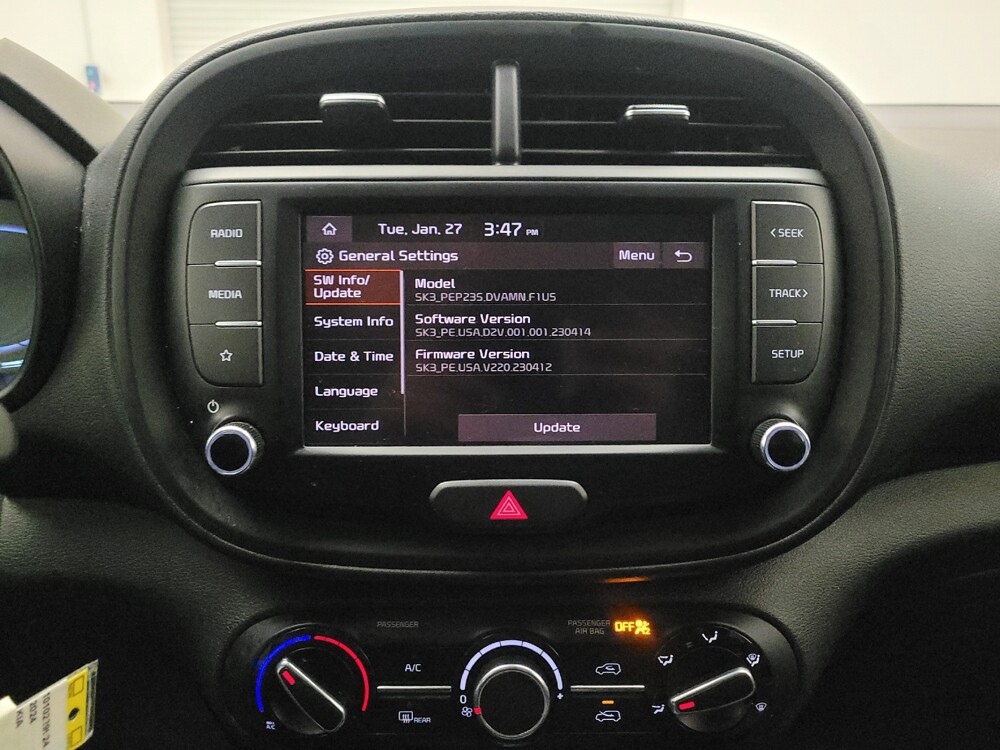 2024 Kia Soul in Montclair, CA 91763 - 18109663 25