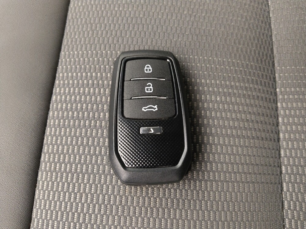 2023 Kia Niro in St. Louis, MO 63136 - 18109667 32