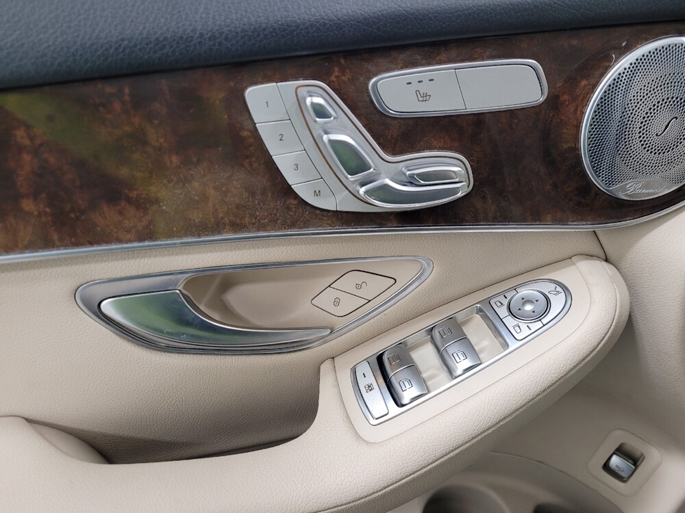 2018 Mercedes-Benz GLC 300 in Allentown, PA 18103 - 18109678 27