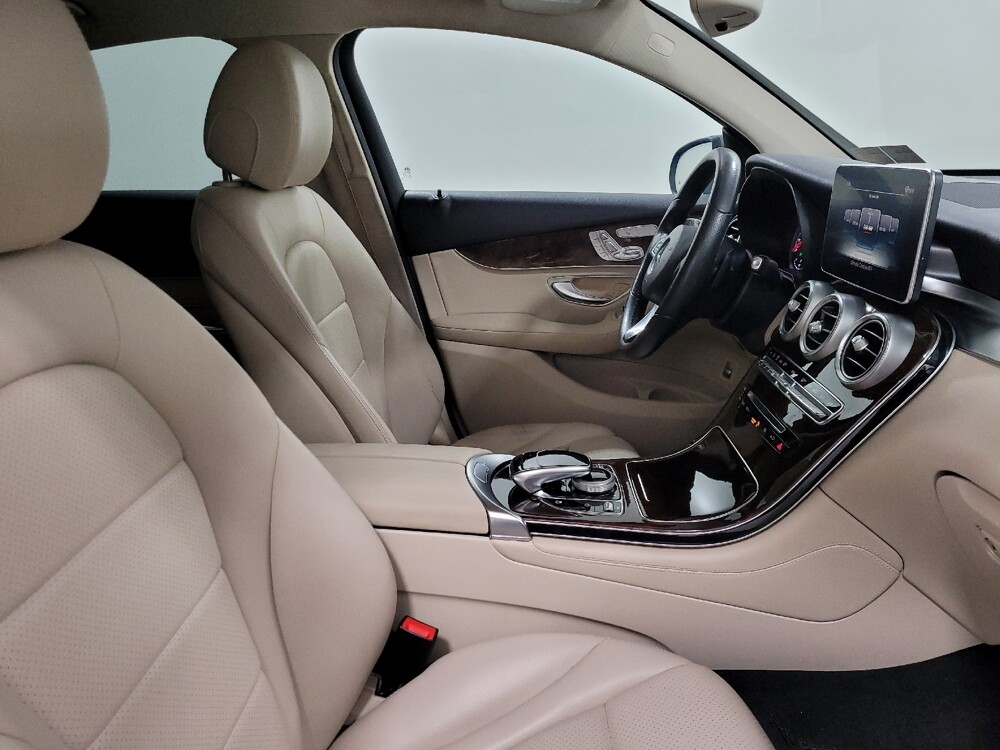 2018 Mercedes-Benz GLC 300 in Allentown, PA 18103 - 18109678 21
