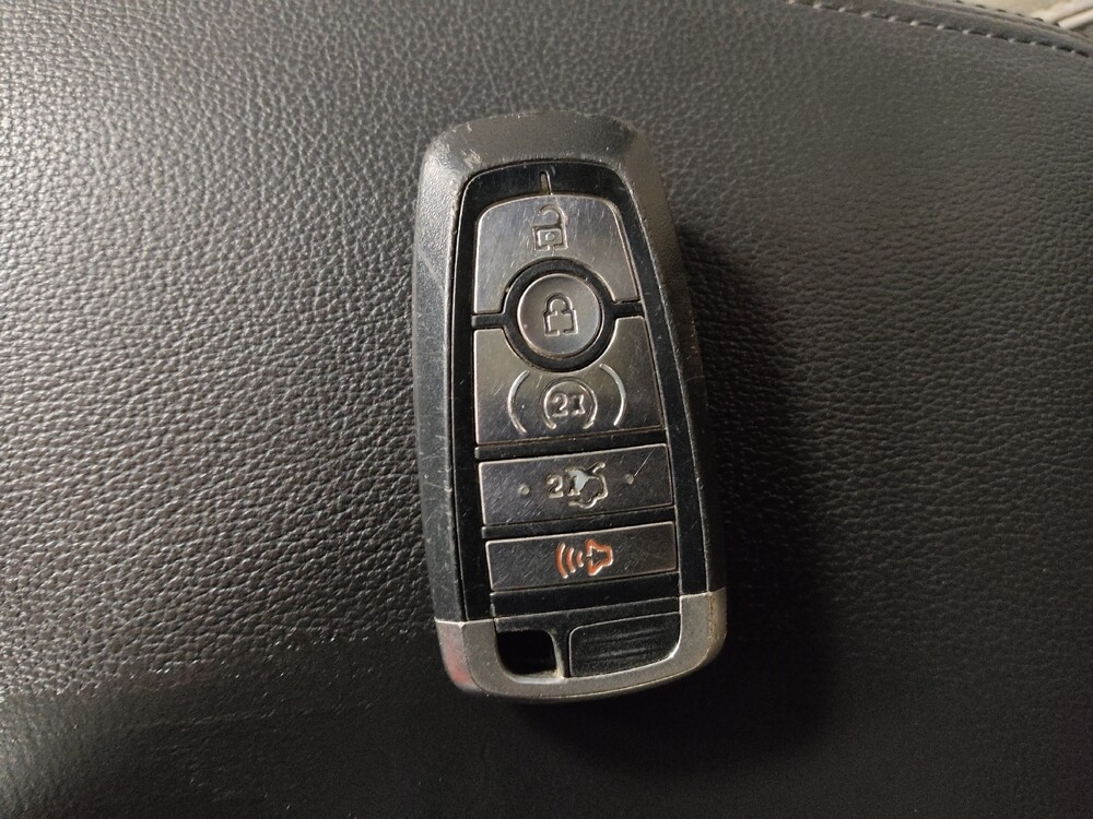 2018 Ford Explorer in Conyers, GA 30094 - 18109685 32