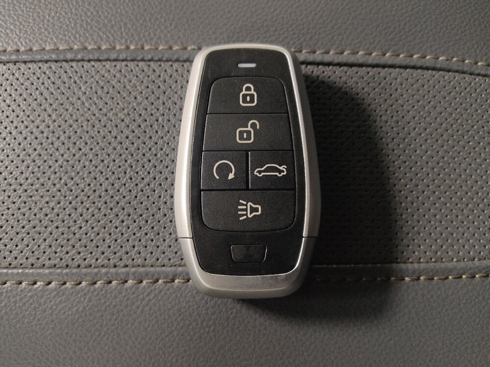 2018 Chevrolet Traverse in Marietta, GA 30062 - 18109693 32