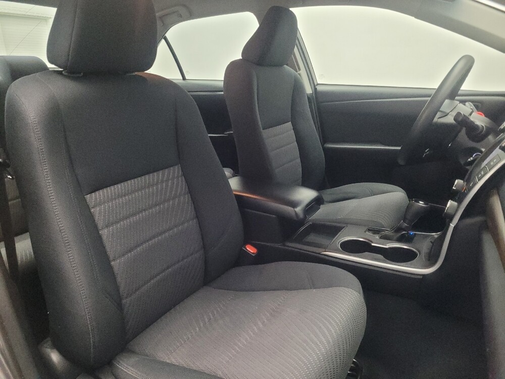 2017 Toyota Camry in Union City, GA 30291 - 18109696 21