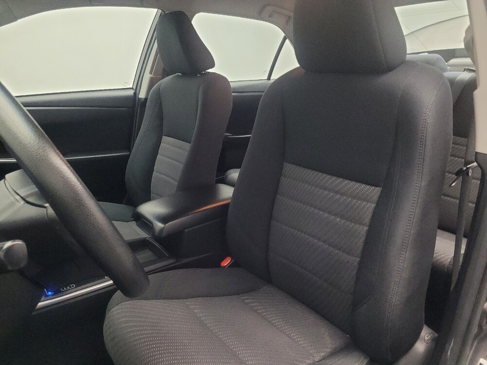 2017 Toyota Camry in Union City, GA 30291 - 18109696 17