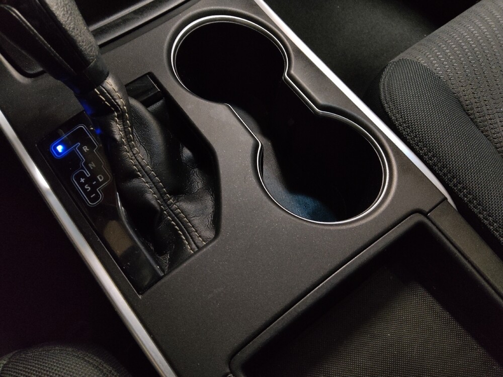 2017 Toyota Camry in Union City, GA 30291 - 18109696 26